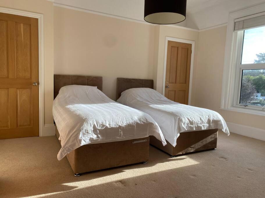 Holiday home Dog Friendly Close To The And The Town *